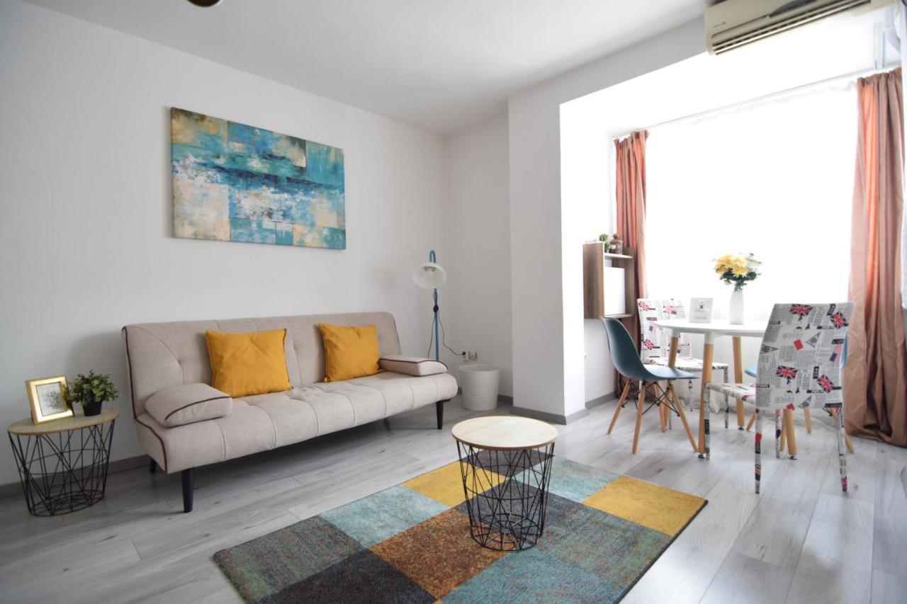 Cozy Apartment Balcescu Bucureşti Ngoại thất bức ảnh