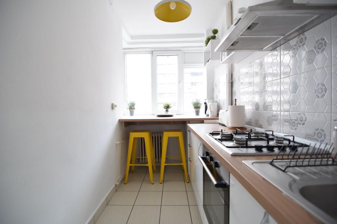 Cozy Apartment Balcescu Bucureşti Ngoại thất bức ảnh
