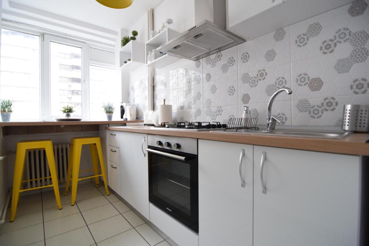Cozy Apartment Balcescu Bucureşti Ngoại thất bức ảnh